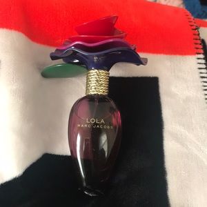 LOLA by Marc Jacob